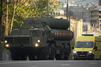 S-400: «Ζητείται αγοραστής» για το αφήγημα της αυτονομίας
