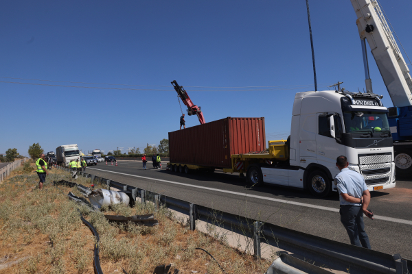 Αποκαταστάθηκε μετά από τέσσερις ώρες η κυκλοφορία Αθηνών-Κορίνθου