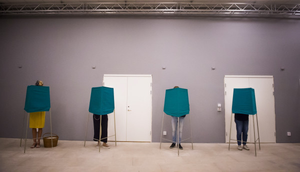 Εκλογές στην Σουηδία: Οι Σοσιαλδημοκράτες έχουν σαφές προβάδισμα, σύμφωνα με δύο exit polls