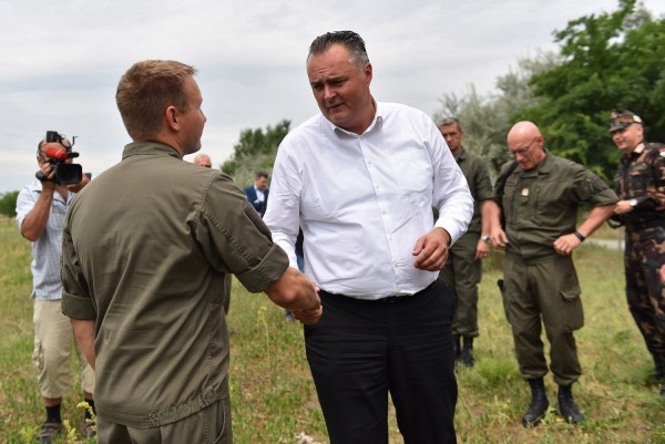 Iσλαμοποίηση Βαλκανίων βλέπει ο Αυστριακός υπουργός Εθνικής Άμυνας