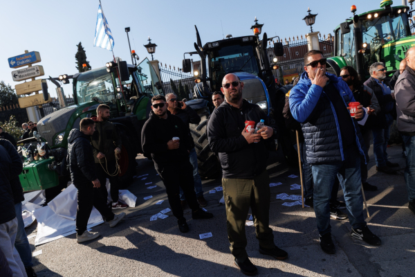 Να αποφύγει την γκρίνια για τους αγρότες