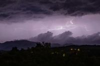 Κακοκαιρία Kristin: Αεροχείμαρρος προ των πυλών - Χαλάζι και καταιγίδες θα σφυροκοπήσουν τη χώρα