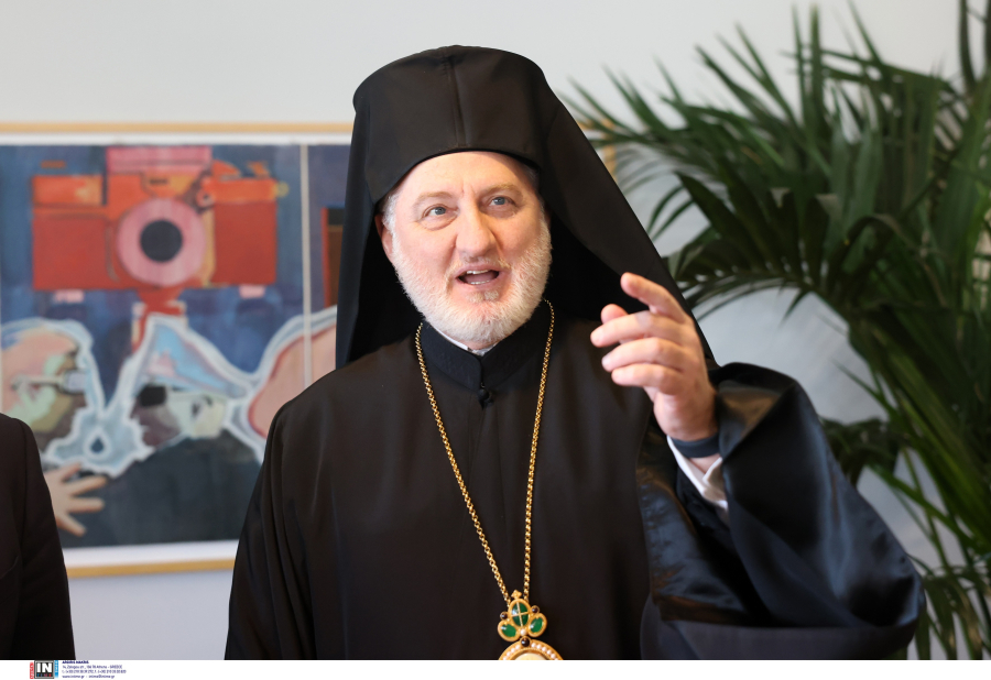 Ποιοι πολεμούν τον Ελπιδοφόρο - Οι «εμφύλιοι» στην ελληνική ομογένεια στις ΗΠΑ