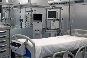 Κορονοϊός: Τελεσίγραφο καθολικής επίταξης στις ιδιωτικές κλινικές της Θεσσαλονίκης από το Υπουργείο Υγείας