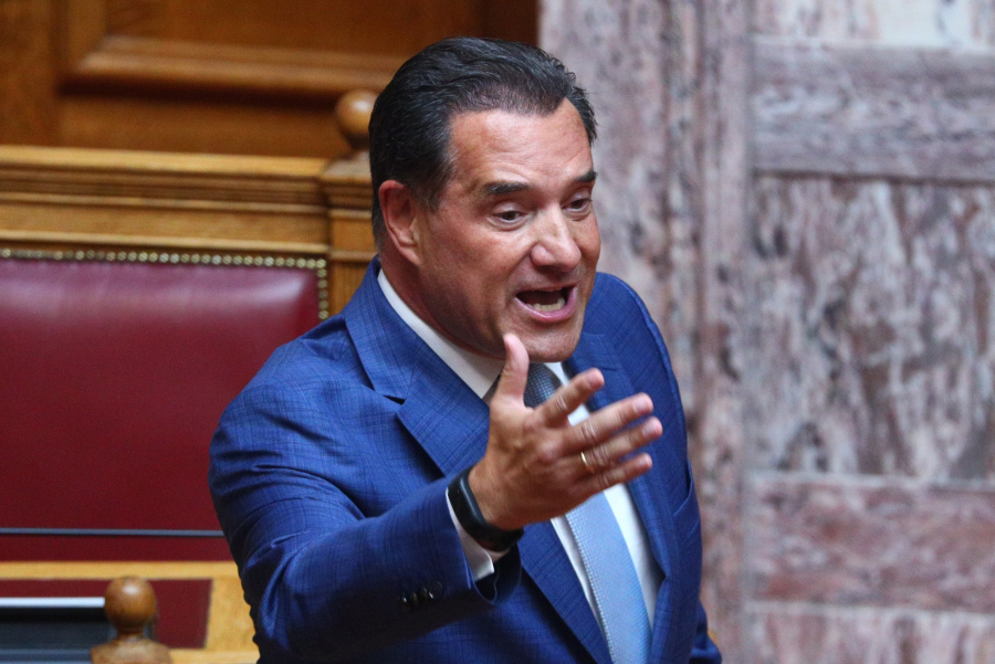 «Φυτέψετε μια 9άρα σφαίρα στη σαύρα» - Οι καταγγελίες Άδωνι και η επίθεση στο ΠΑΣΟΚ