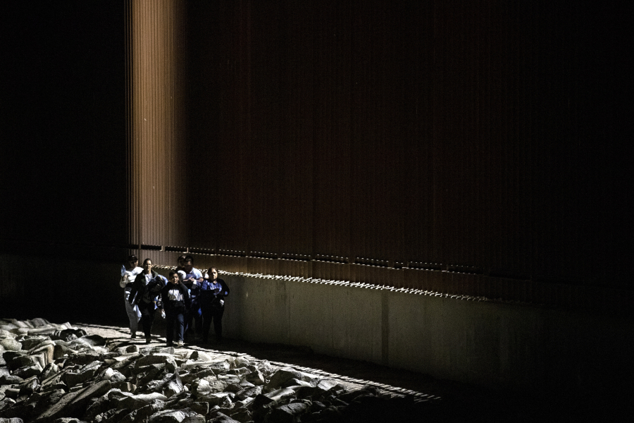 Ξεκίνησε το πογκρόμ του ο Τραμπ: 10.000 στρατιώτες στο «κυνήγι» μεταναστών