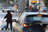 Η ώρα της απόφασης για απεργία στα βενζινάδικα - Τράπεζες και δημόσιο οι μεγάλοι κερδισμένοι