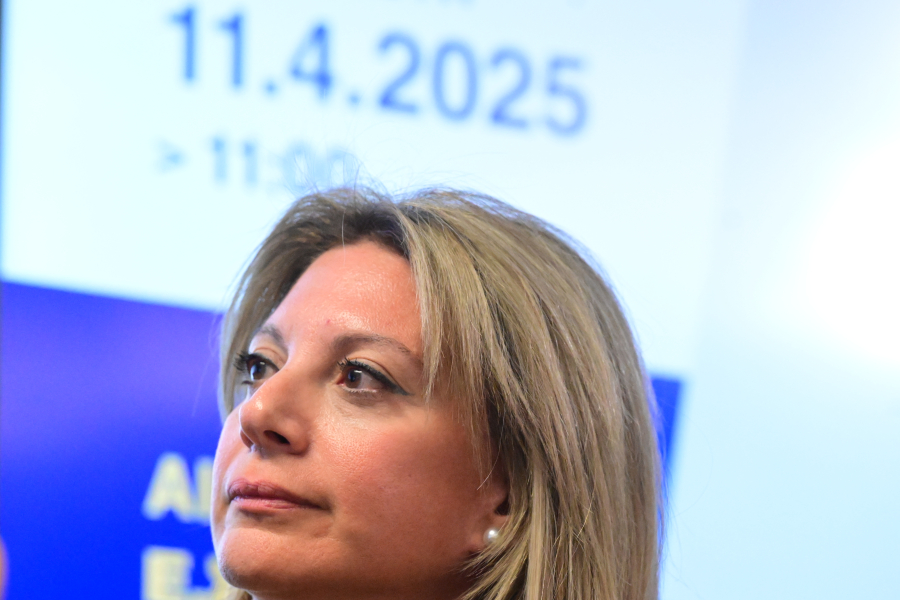 Η Καρυστιανού στο πλευρό της… Νίκης στο Στρασβούργο