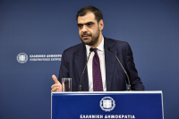 «Άδειασμα με δίχτυ ασφαλείας» από Μαρινάκη σε Θεοχάρη: «Ανασκεύασε, όποιος εκτίθεται μπορεί να πει και μια άστοχη έκφραση»