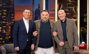«The 2Night Show»: Ενημέρωση, μουσική και viral τούρτες – Οι καλεσμένοι της Κυριακής