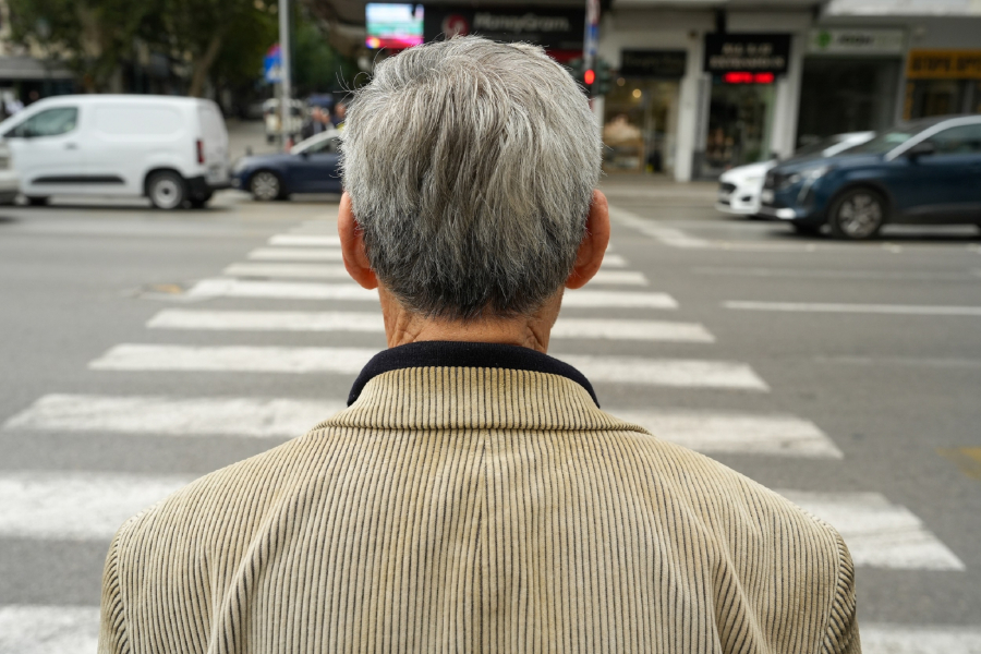 Συντάξεις: Οι χαμηλοί μισθοί υπονομεύουν τη βιωσιμότητα του Ασφαλιστικού