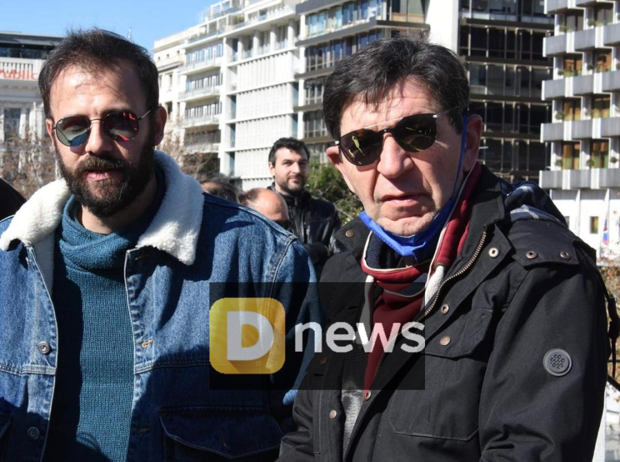 Διάσημοι ηθοποιοί στους δρόμους κατά του νέου νομοσχεδίου της κυβέρνησης, «πάγωμα» γυρισμάτων ακόμα και σε σειρές