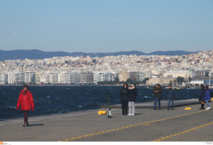 Θεσσαλονίκη: Κλέβουν ακόμα και τα πόμολα από πόρτες και ασανσέρ