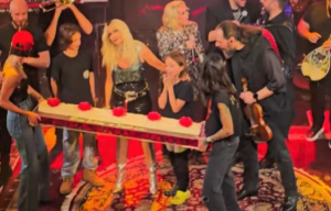 Άννα Βίσση: Έτσι γιόρτασε τα γενέθλιά της - Η έκπληξη από την κόρη και τα εγγόνια της (βίντεο)