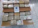 Μετέφεραν 28 κιλά κάνναβης με το ΙΧ