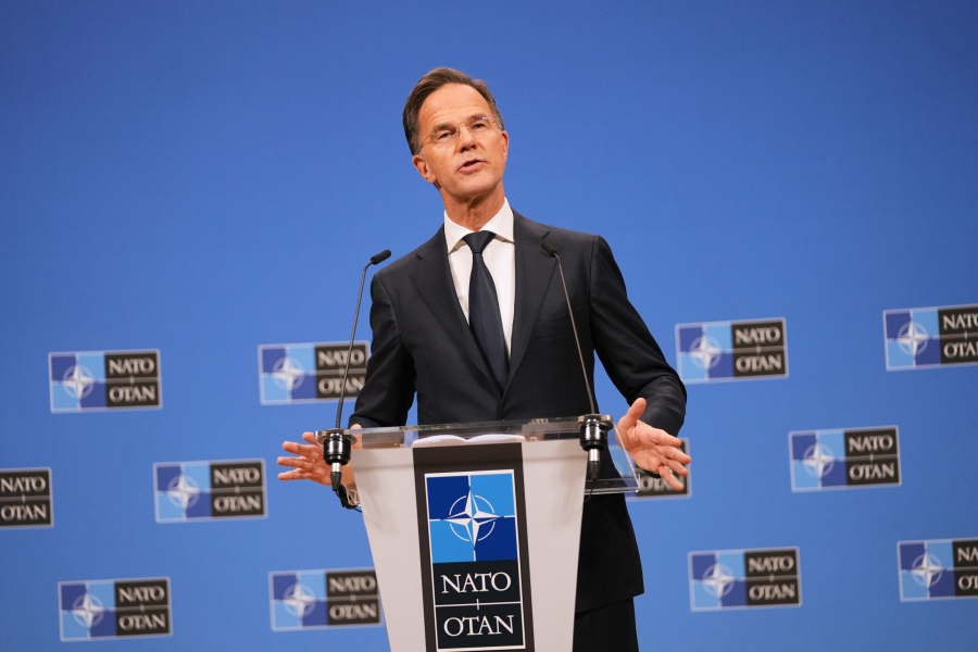 O Ρούτε σπεύδει στις ΗΠΑ