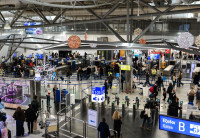 ΚΚΕ για ταλαιπωρία επιβατών στα αεροδρόμια: Η κυβέρνηση είναι υπόλογη