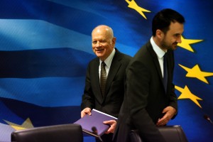 Παπαδημητρίου: Αρχές Ιουνίου η ένταξη της Ελλάδας στο πρόγραμμα ποσοτικής χαλάρωσης