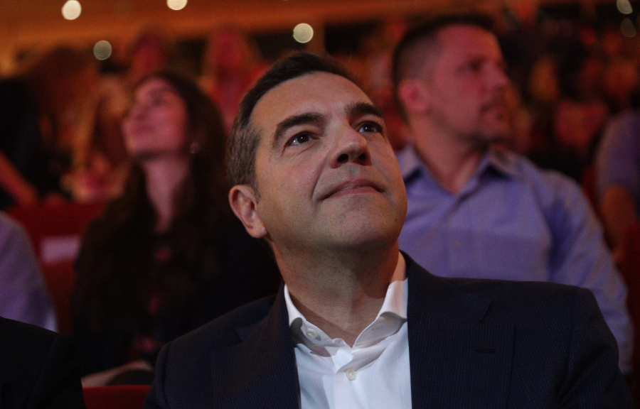 Ο Τσίπρας, παρότι έφυγε, επιλέγεται ως ο ικανότερος να ηγηθεί μιας ενιαίας κεντροαριστεράς
