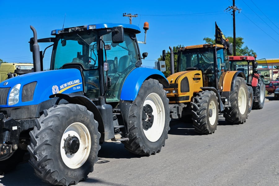 Από αύριο οι αγρότες στους δρόμους - Τα μπλόκα σε βασικούς κόμβους και τα αιτήματά τους
