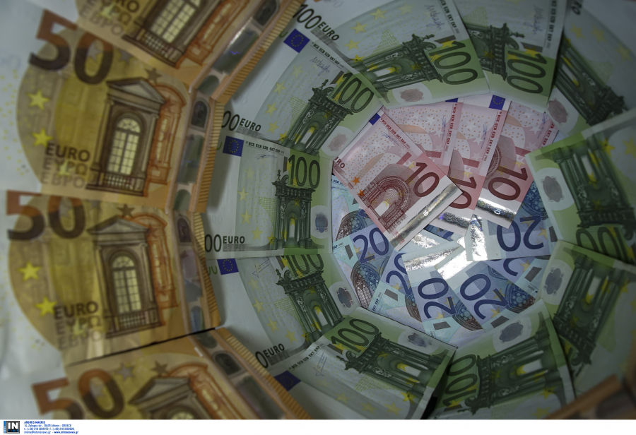 Άγγιξαν τα 2 δισ. ευρώ οι προσφορές για την επανέκδοση 10ετούς ομολόγου - Στο 3,67% η τελική απόδοσή του