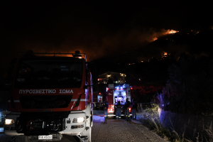 Λευκά Όρη: Αίσιο τέλος στην περιπέτεια ζευγαριού - Ολοκληρώθηκε η διάσωσή τους