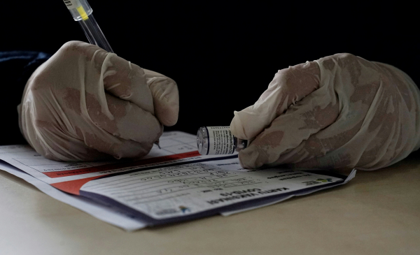 Αλλαγές στο clawback: Οι φαρμακευτικές μπορούν να αφαιρούν το κόστος αδιάθετων εμβολίων