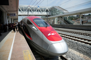 Η Τουρκία ετοιμάζεται να λανσάρει το πρώτο εγχώριο τρένο υψηλής ταχύτητας το 2026