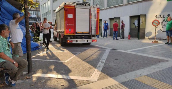 Ισχυρή έκρηξη στα δικαστήρια της Λάρισας - Χωρίς ρεύμα μέρος του κέντρου (pics+vid)