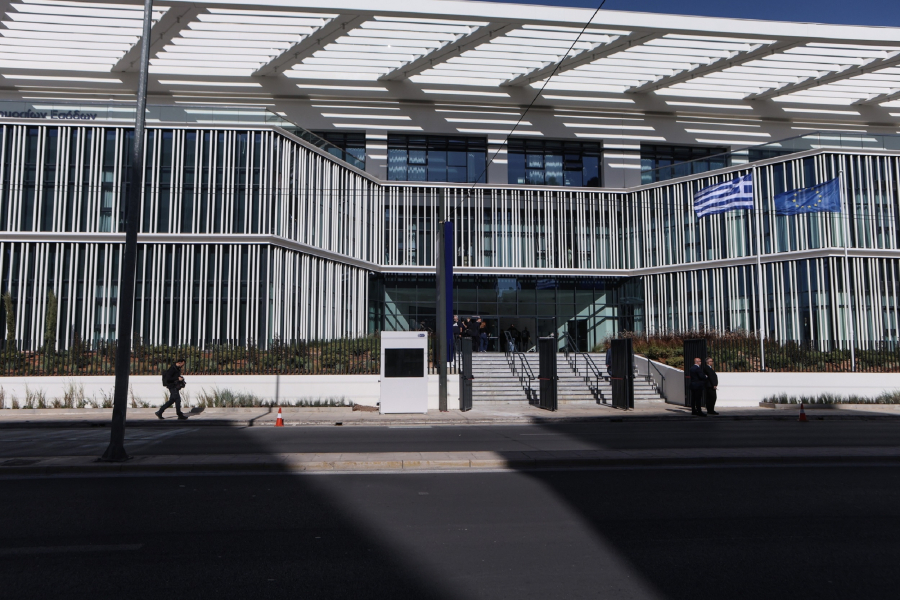 Προχωράει η ψηφιοποίηση του αρχείου της ΑΑΔΕ - Θα ολοκληρωθεί σε δέκα μήνες