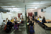 Ουκρανία: Σχολεία σε υπόγεια, χωρίς πόρτες και παράθυρα - Η ευχή των μαθητών