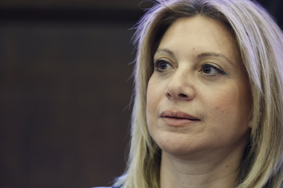 Καρυστιανού για Τασούλα: «Ένας υπόλογος πολιτικός που συγκαλύπτει και υποθάλπει αδιαμαρτύρητα»