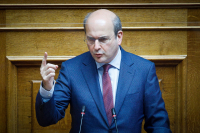 Χατζηδάκης για εργασιακό νομοσχέδιο: «Ποιος πιστεύει ότι καταργείται το 8ωρο σε μία χώρα της ΕΕ;»