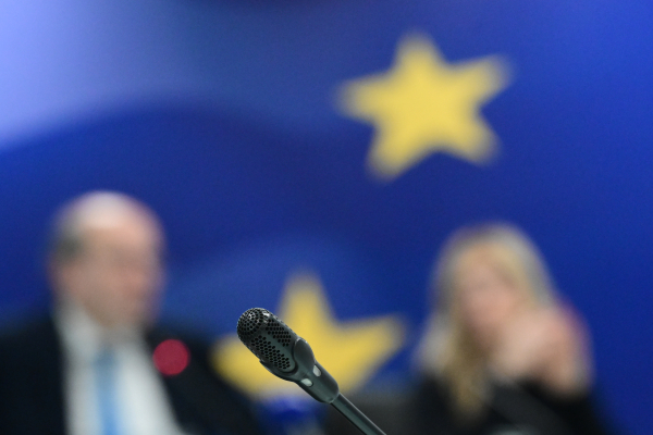 Τραπεζικές χρεώσεις: Από 2 δισ. ευρώ μειώνονται μόλις 150 εκατ. ευρώ