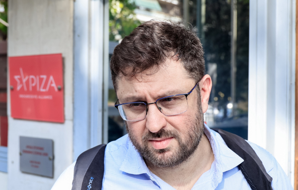 Ζαχαριάδης για Ιόνιο: Προφανής η αγωνία της κυβέρνησης μπροστά στις καθαρές ερωτήσεις του ΣΥΡΙΖΑ