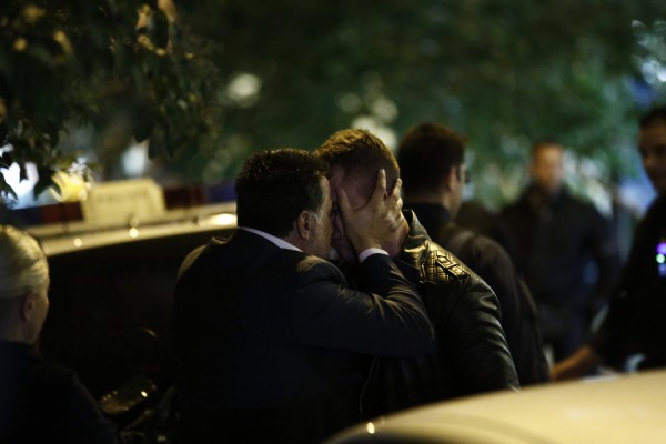 Δολοφονία Ζαφειρόπουλου: Λιποθύμησε η σύζυγός του - Κατέρρευσαν τα παιδιά του