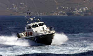 Στα ανοικτά της Πάργας εντοπίστηκε σκάφος με μετανάστες