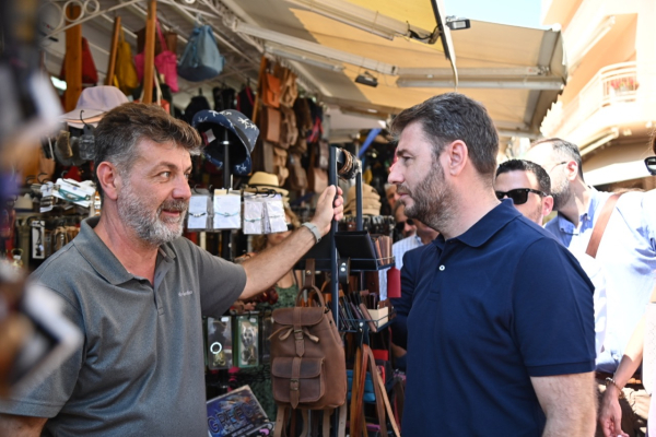 Ανδρουλάκης από Χανιά: «Σοβαρή η απόπειρα να γίνει ρομπότ το κινητό πολιτικού αρχηγού - Περιμένω απαντήσεις»