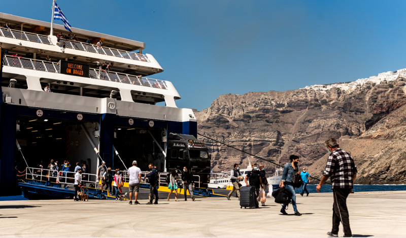 Άρση lockdown: Πρώτη μέρα κανονικότητας με ελεύθερες μετακινήσεις, έτσι θα έρχονται οι τουρίστες στη χώρα