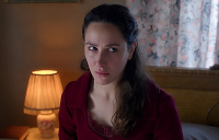 «Άγιος Έρωτας»: Η Θάλεια προλαβαίνει τη Σοφία λίγο πριν επιτεθεί στην Ελευθερία