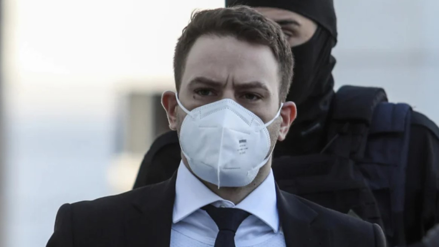 Γλυκά Νερά: «Ήταν στεναχωρημένος» - Πώς έγραψε ο Μπάμπης Αναγνωστόπουλος στις πανελλήνιες