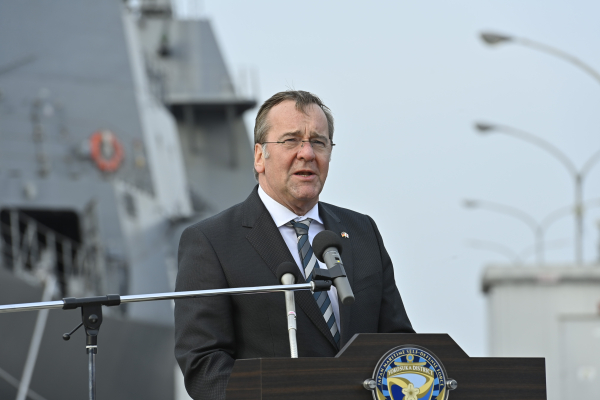 Πιστόριους: Το γερμανικό Πολεμικό Ναυτικό σχεδιάζει ενδεχόμενη αποστολή στο Ορμούζ