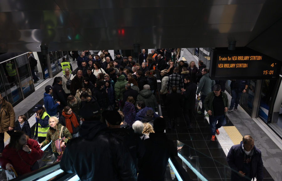 Μετρό Θεσσαλονίκης: Τι λένε όσοι το χρησιμοποιήσαν - Οι πρώτες εντυπώσεις