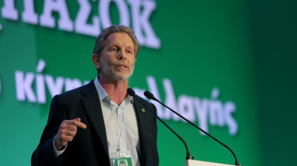 «Σχέδιο, ενότητα, νίκη» το τρίπτυχο Γερουλάνου, για την επόμενη μέρα στο ΠΑΣΟΚ