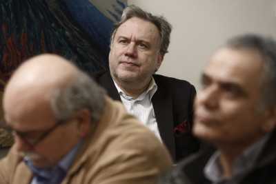 Πρόσθετα μέτρα για ανέργους και μονογονεϊκές οικογένειες προανήγγειλε ο Κατρούγκαλος