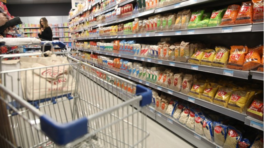 «Ράλι» στις τιμές των τροφίμων - Απλησίαστα κρέας και τυροκομικά