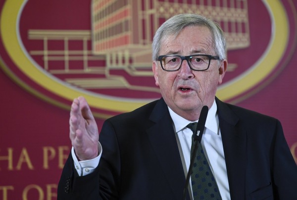 Ζαν-Κλοντ Γιούνκερ στα Σκόπια: «Δεν ήρθα εδώ για να ανακοινώσω οριστική ημερομηνία ένταξης»