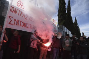 Κενά στα σχολεία: Μαθητική κινητοποίηση στο υπουργείο Παιδείας (9/10) – «Η υπομονή μας έχει εξαντληθεί»