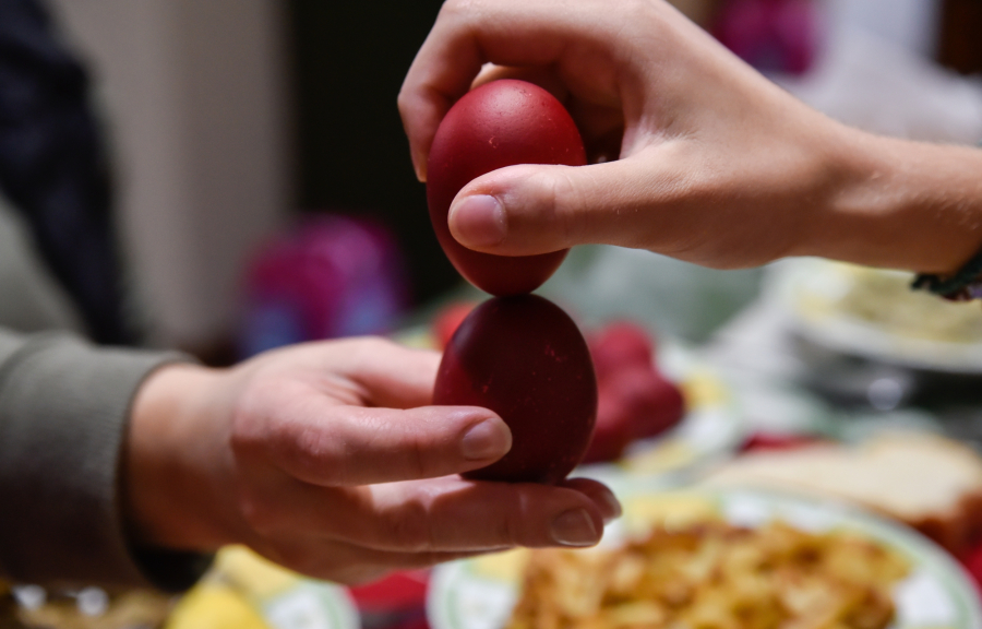 Το μυστικό για να βγείτε νικητές στο τσούγκρισμα αυγών