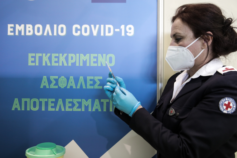 Κορονοϊός: Τέλος σε rapid test και μάσκες, τι αλλάζει με τα εμβόλια